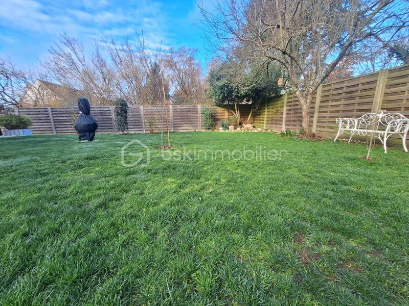 Maison - 122 m² - 4 pièces