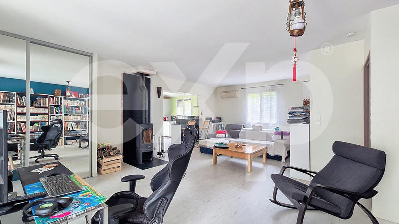 Maison traditionnelle - 97 m² - 5 pièces