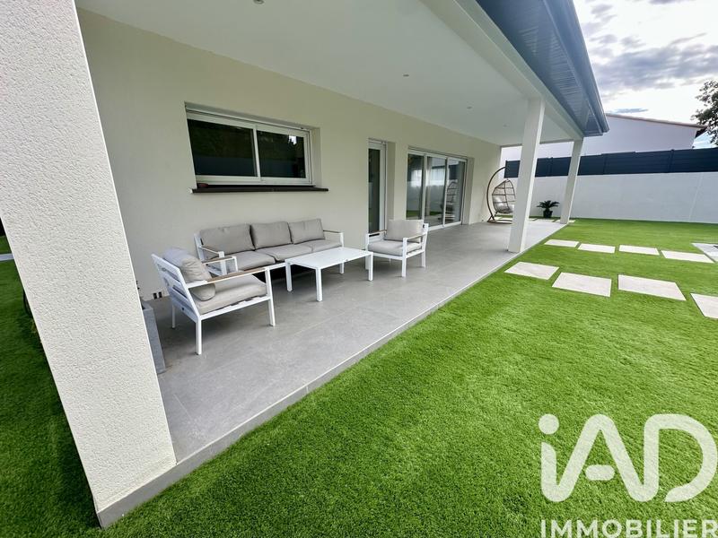 Maison - 163 m² - 6 pièces