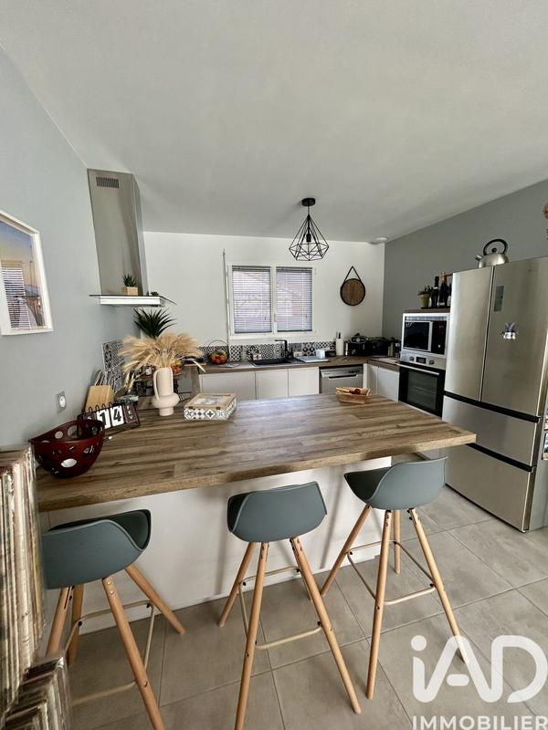 Maison - 90 m² - 4 pièces