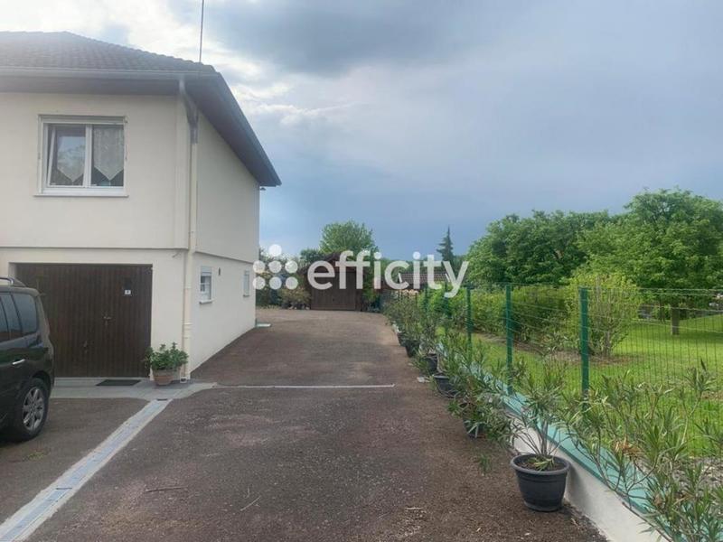 Maison - 148 m² - 8 pièces