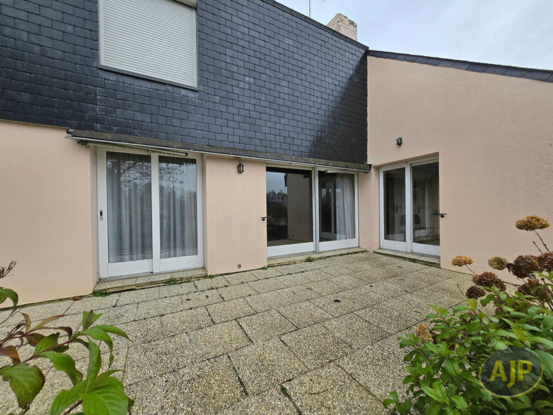Maison - 173 m² - 6 pièces