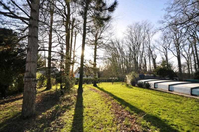 Maison - 226 m² - 9 pièces