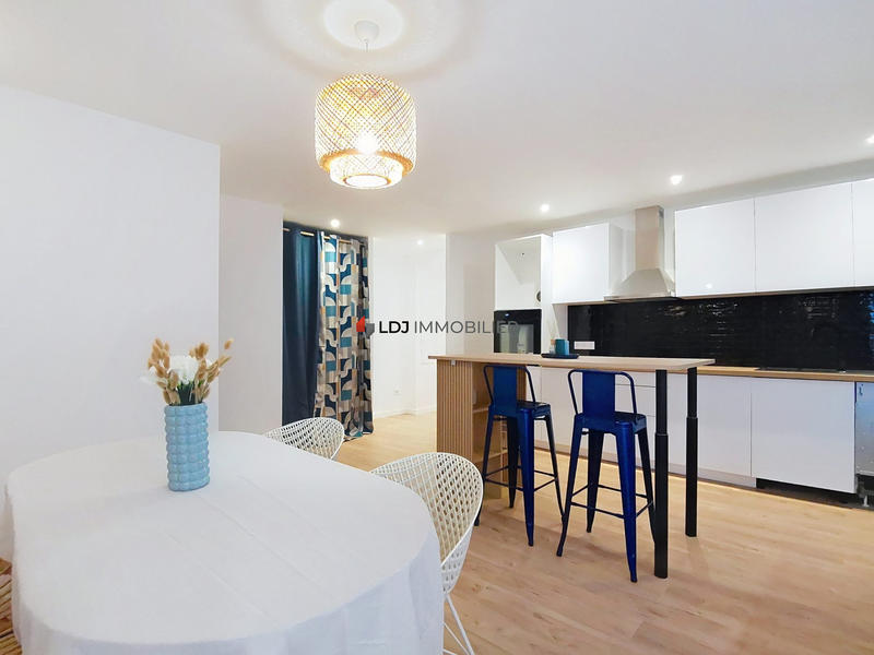 Appartement - 76 m² - 3 pièces