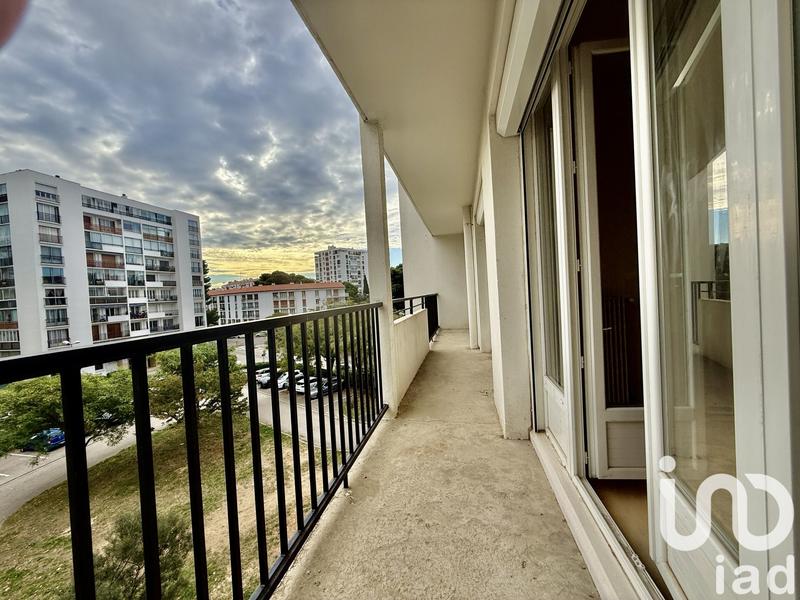 Appartement - 99 m² - 5 pièces