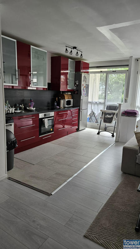 Appartement - 80 m² - 4 pièces