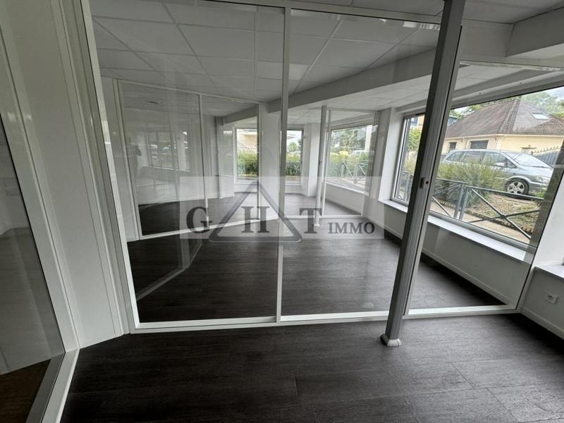 Local commercial - 371 m²