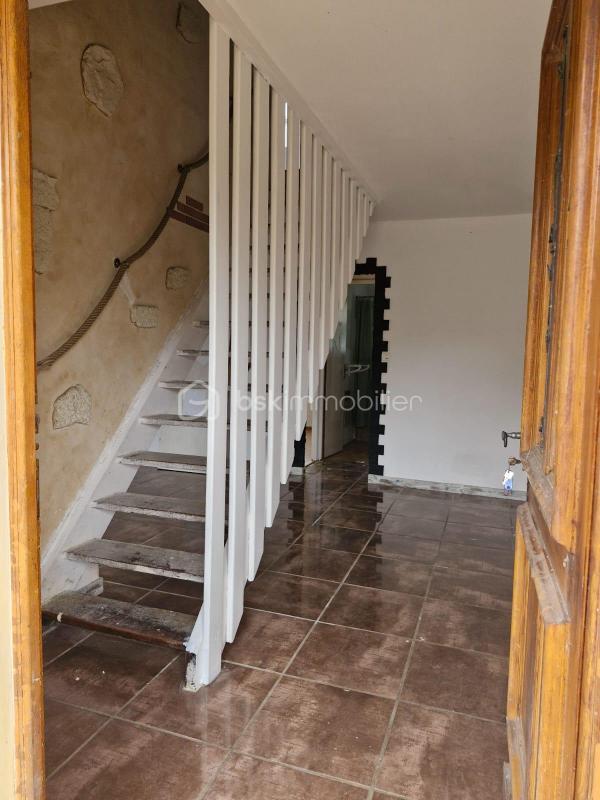 Maison traditionnelle - 89 m² - 5 pièces