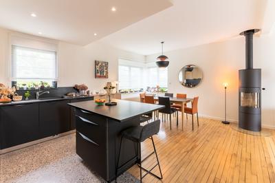 Maison - 121 m² - 7 pièces