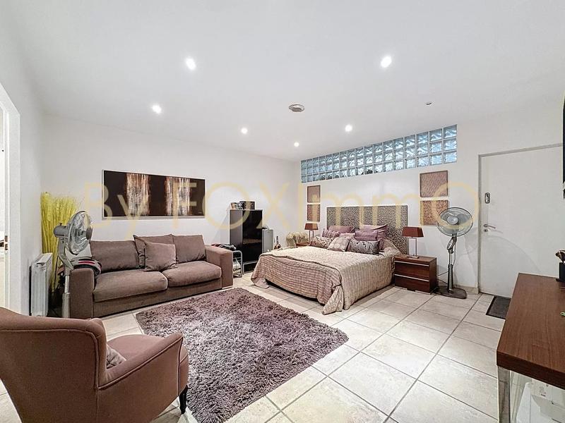 Appartement - 70 m² - 5 pièces