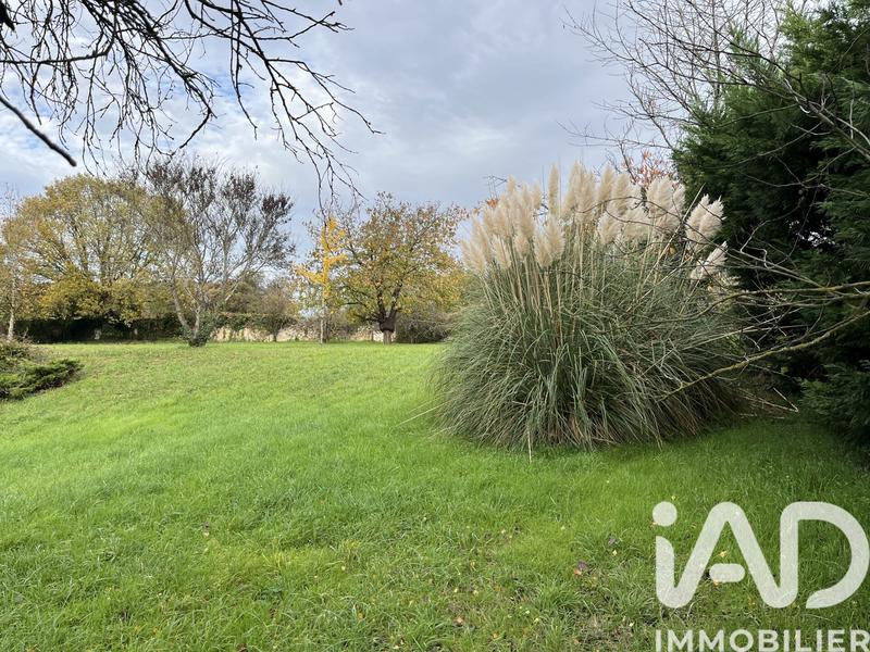 Maison - 202 m² - 8 pièces