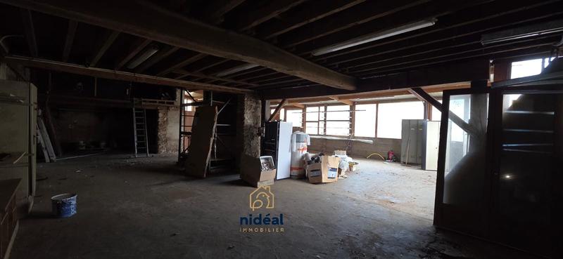 Local d'activités - 713 m²