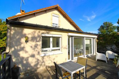 Maison - 125 m² - 6 pièces