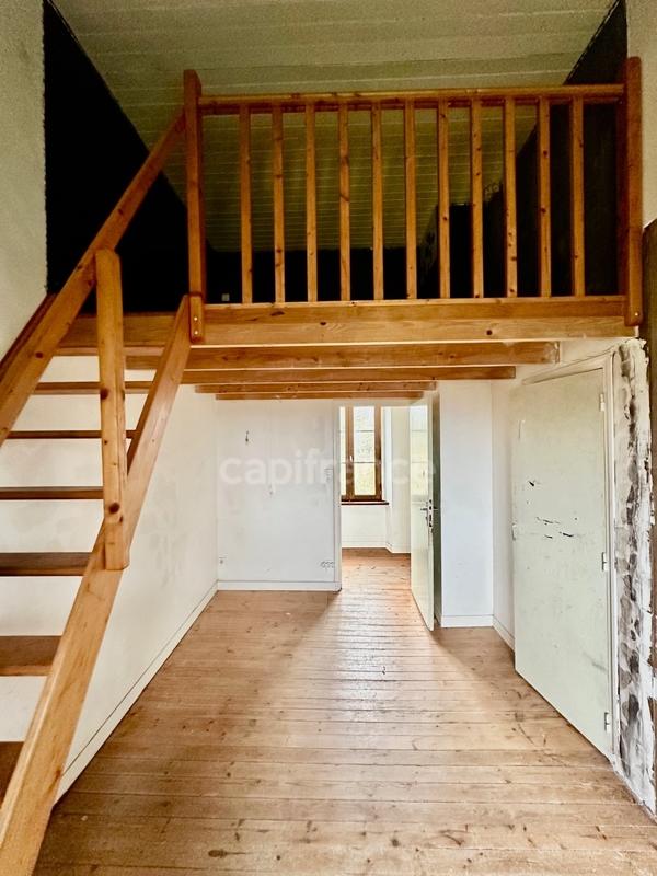 Maison - 180 m² - 7 pièces