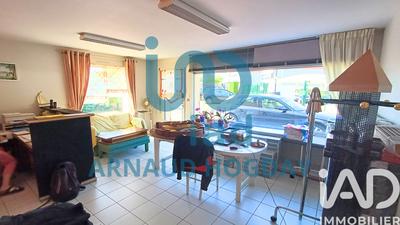 Maison - 188 m² - 8 pièces