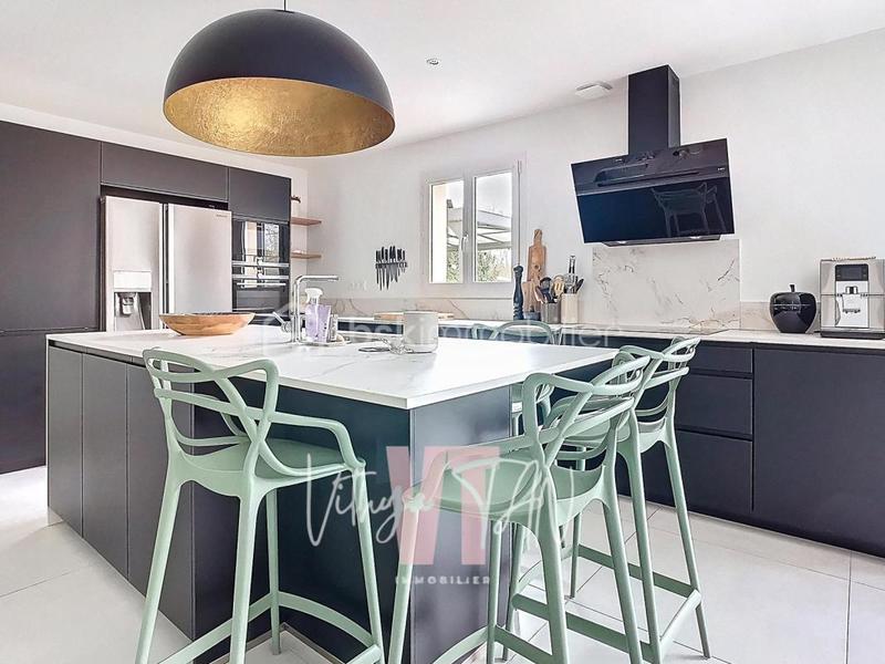 Maison - 160 m² - 7 pièces