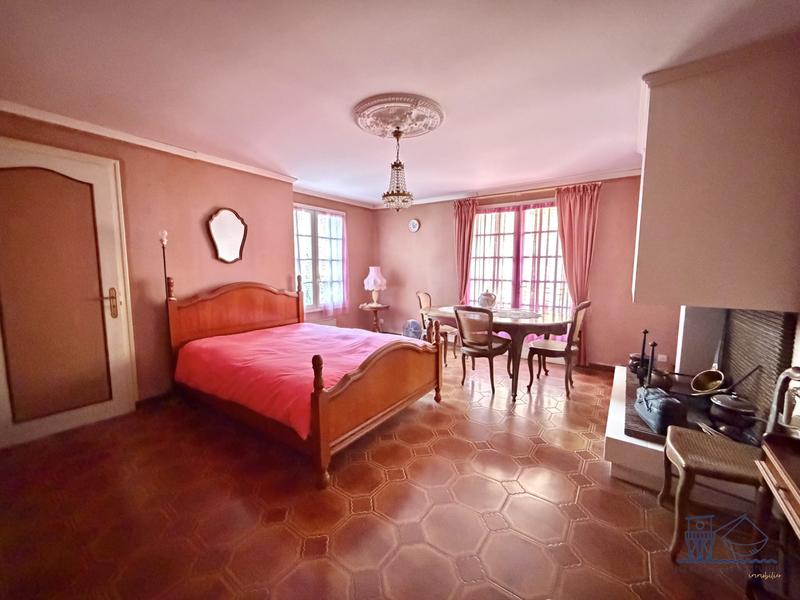 Maison ancienne - 107 m² - 8 pièces