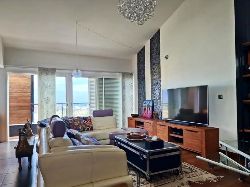 Villa - 371 m² - 6 pièces