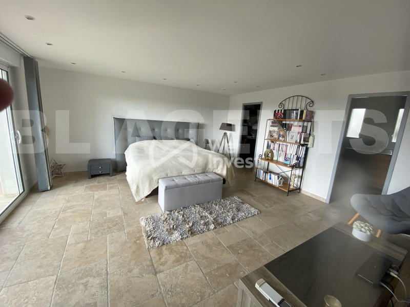 Maison - 170 m² - 5 pièces