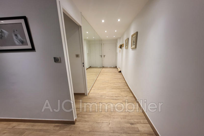 Appartement - 78 m² - 3 pièces