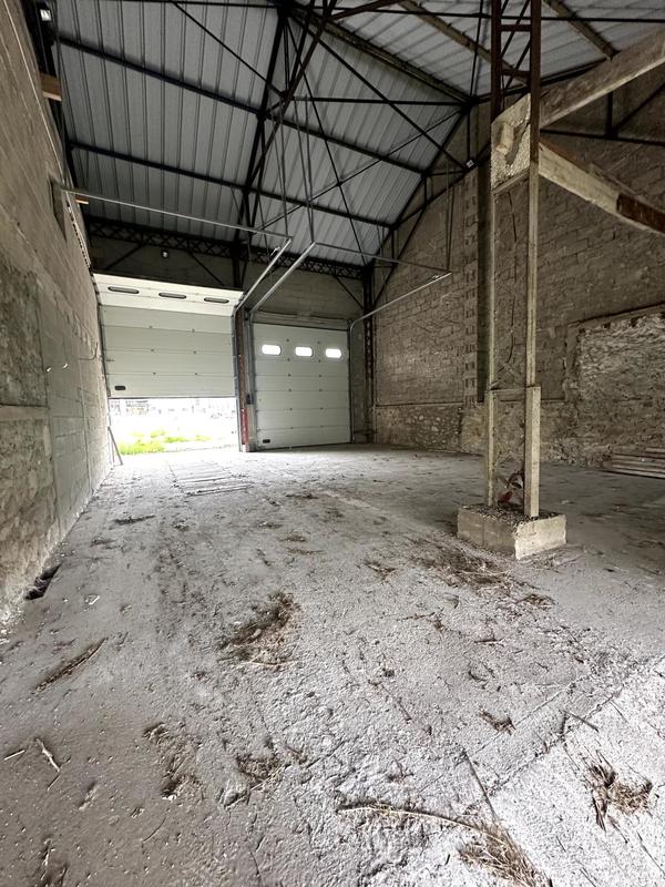 Immeuble - 200 m² - 2 pièces