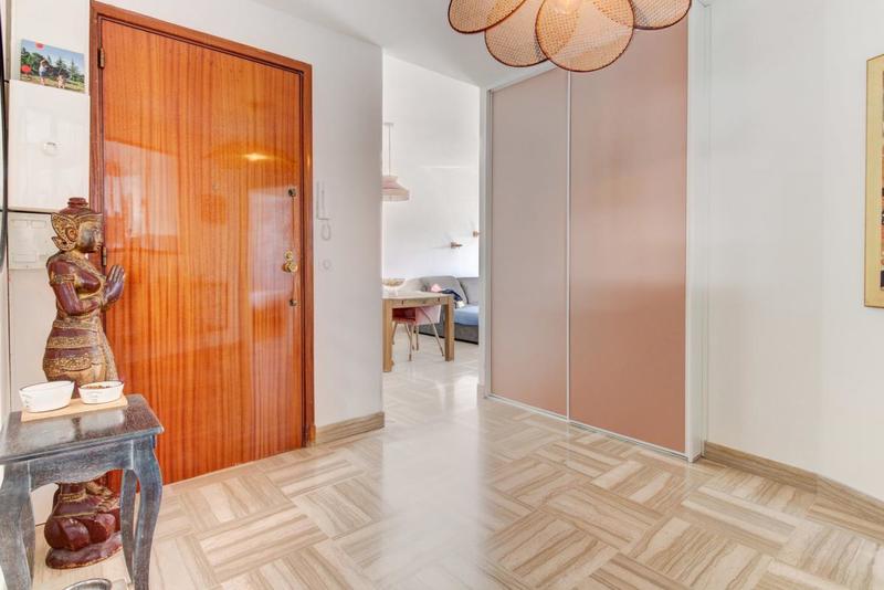 Appartement - 90 m² - 4 pièces