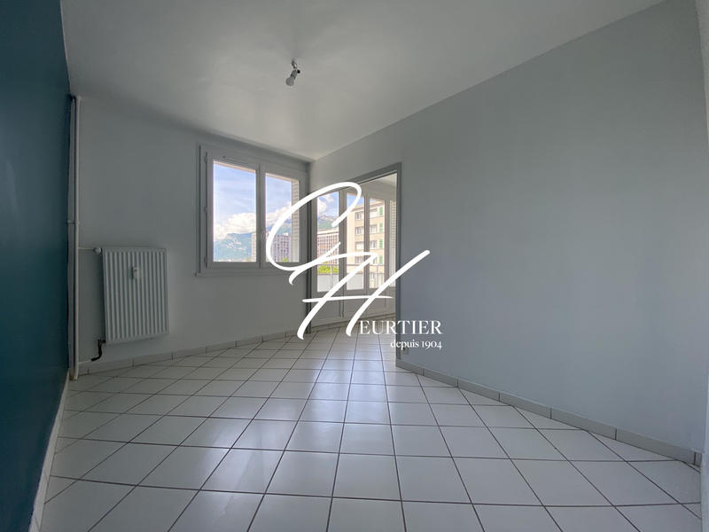 Appartement - 66 m² - 4 pièces