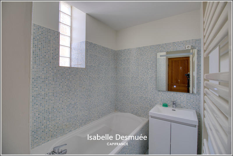 Maison - 98 m² - 5 pièces