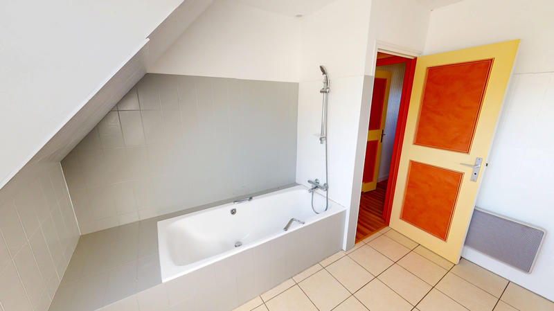 Maison - 123 m² - 6 pièces