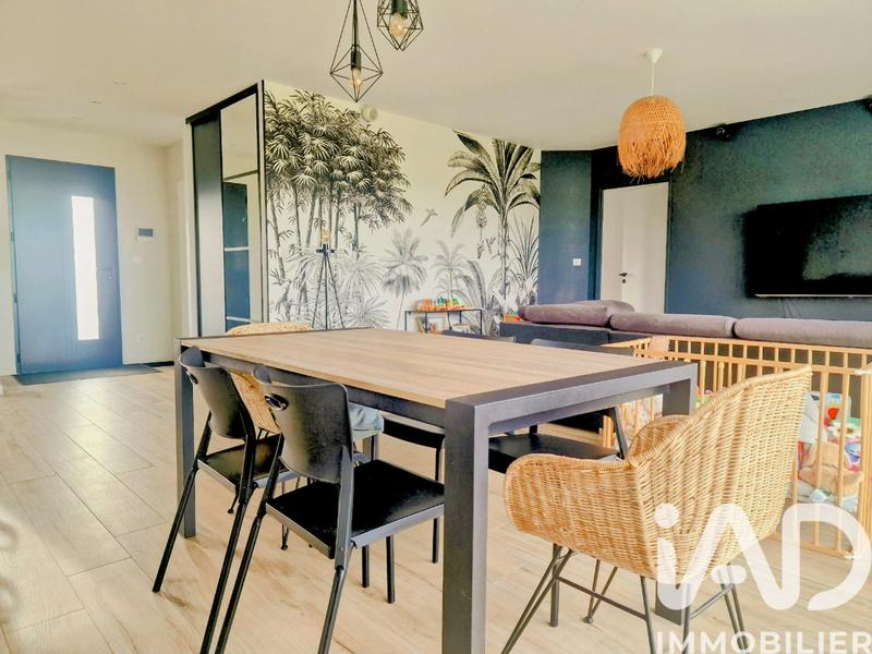 Maison - 112 m² - 5 pièces