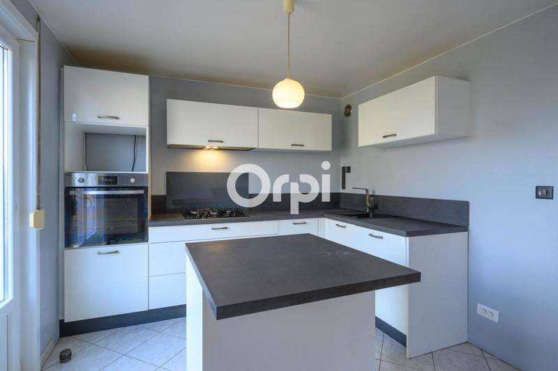 Maison - 98 m² - 4 pièces