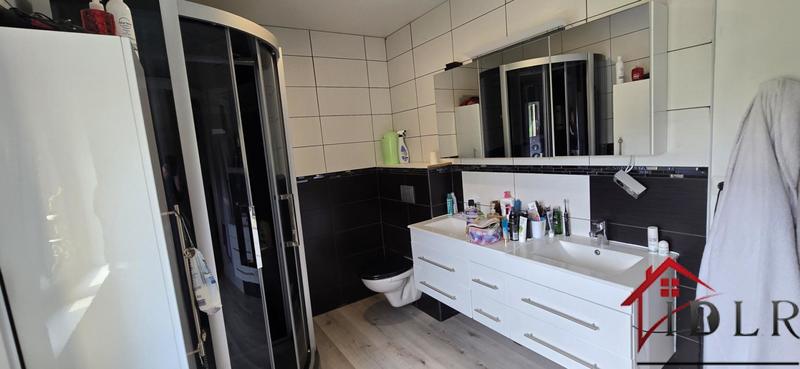 Maison - 122 m² - 5 pièces