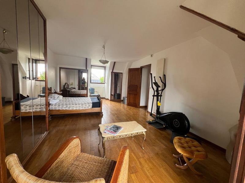 Maison - 168 m² - 5 pièces