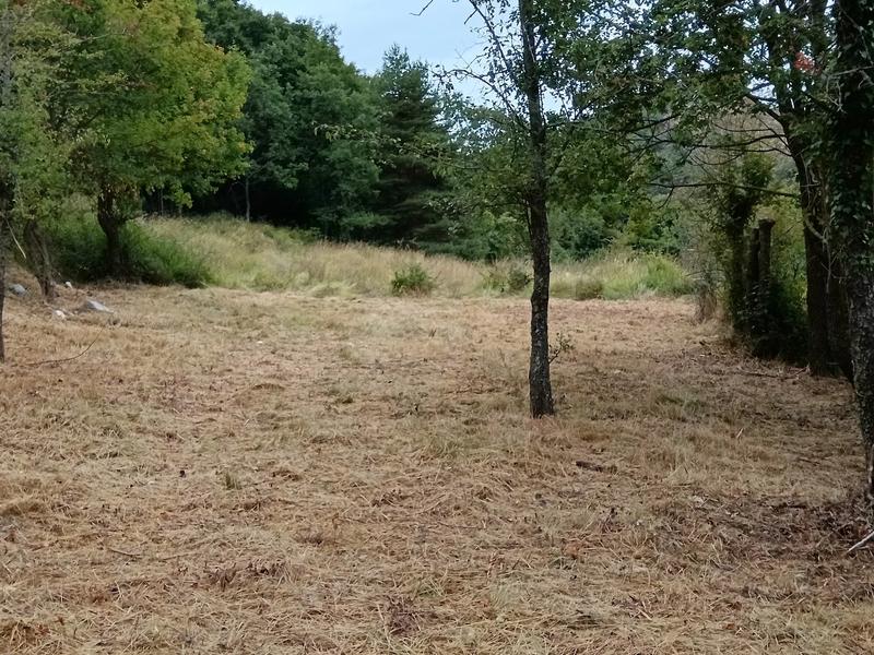 Terrain constructible - 2 295 m²