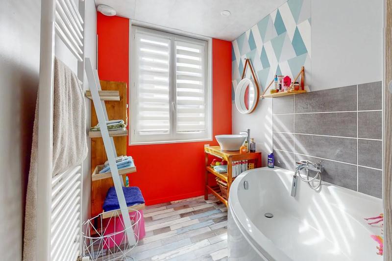 Maison - 200 m² - 8 pièces