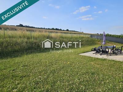 Maison - 105 m² - 4 pièces