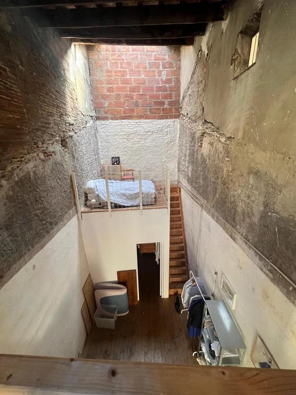 Magasins - 120 m² - 5 pièces