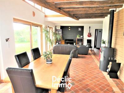 Maison - 179 m² - 6 pièces