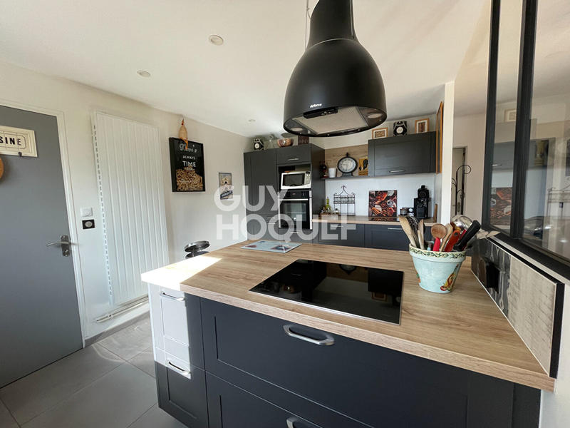 Maison - 137 m² - 6 pièces