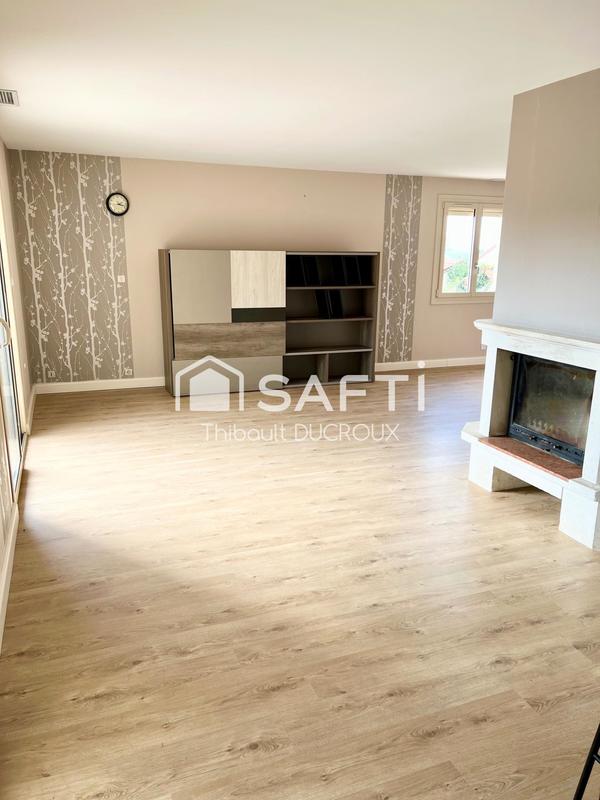 Maison - 157 m² - 8 pièces