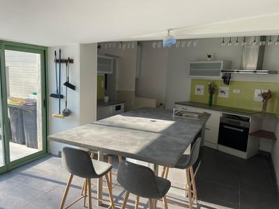 Maison - 90 m² - 3 pièces