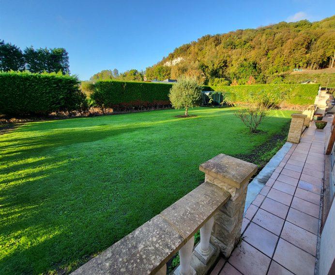 Maison traditionnelle - 120 m² - 6 pièces