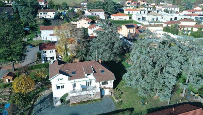 Maison - 350 m² - 14 pièces