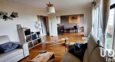 Appartement - 97 m² - 5 pièces