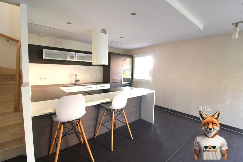 Appartement - 81 m² - 5 pièces