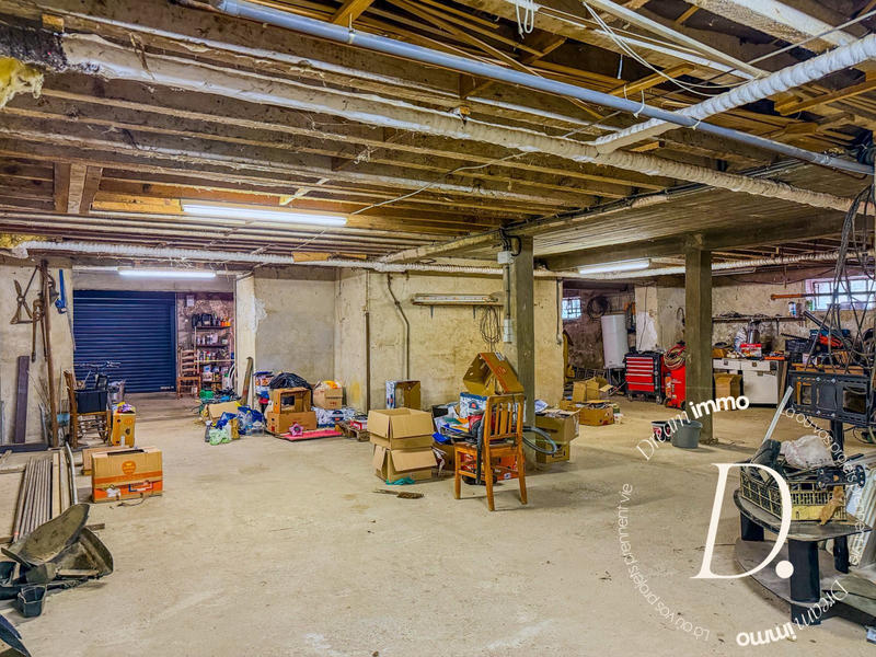 Maison - 204 m² - 8 pièces