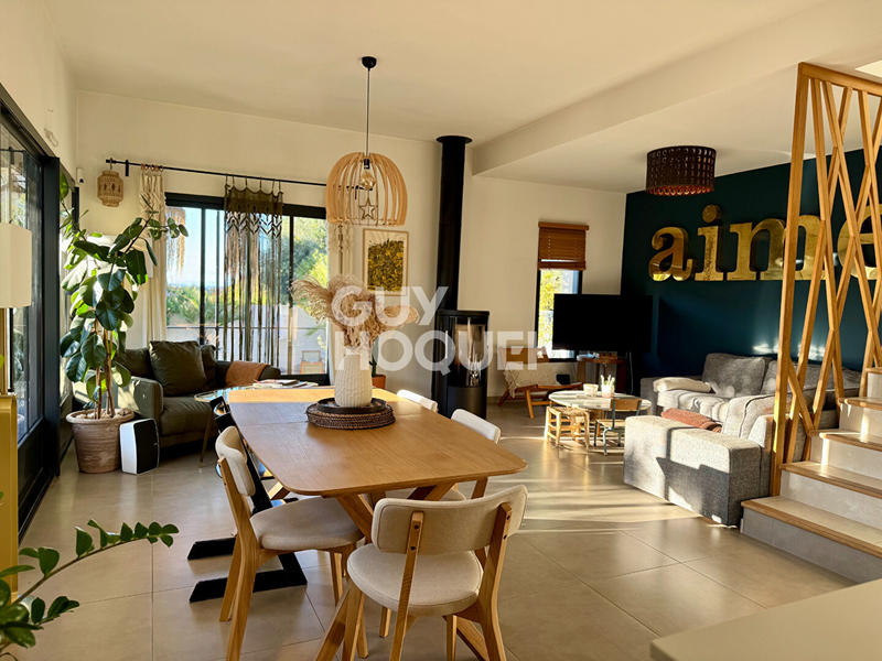 Maison - 128 m² - 5 pièces