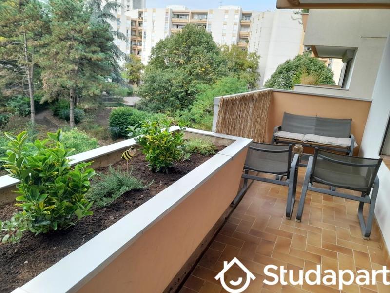 Appartement - 90 m² - 4 pièces