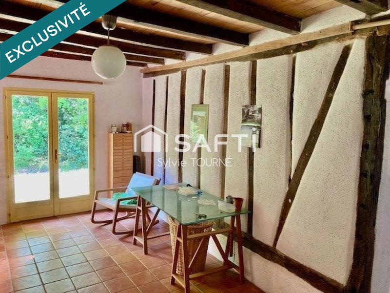 Maison - 335 m² - 10 pièces