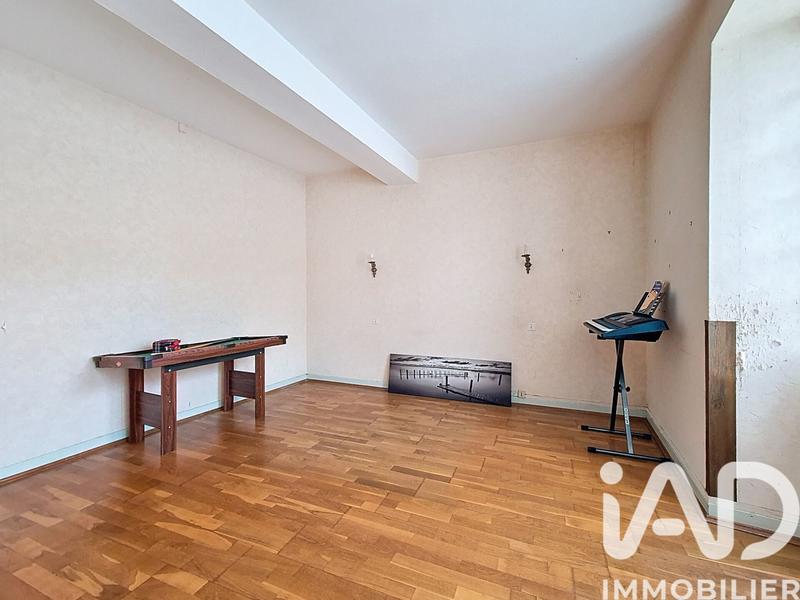Maison - 159 m² - 9 pièces